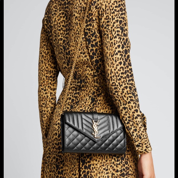 SOLD🔥Authentic! New! Yves Saint Laurent Tri-Quilted Wallet on chain - Picture 6 of 13